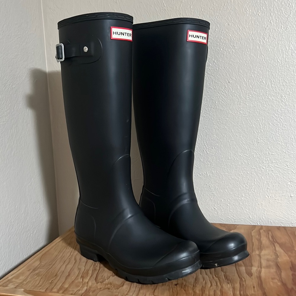 Hunter Women’s Original Tall Rainboots - Black
